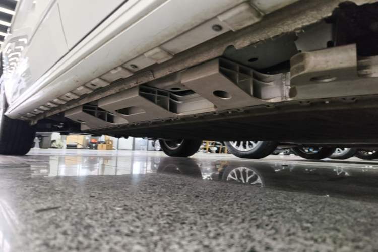 Used Cowin Xuandu EV 2024 Yue Xing Version Left Side Sill