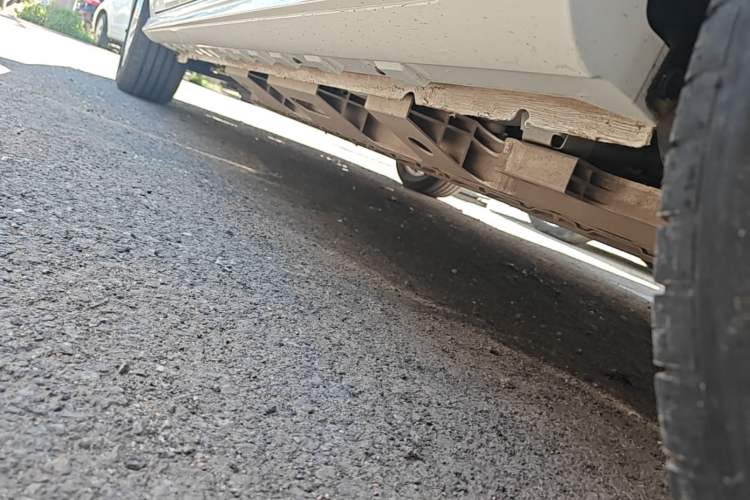 Used Cowin Xuandu EV 2024 Yue Xing Version Left Side Sill