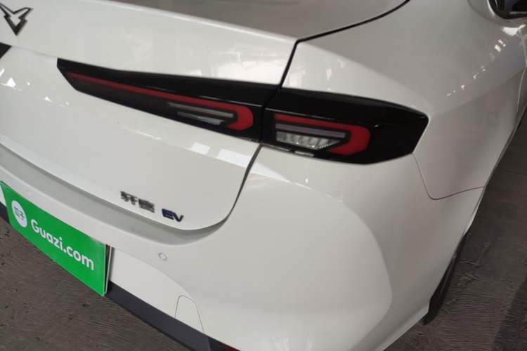 Used Cowin Xuandu EV 2024 Yue Xing Version Right Rear Taillight