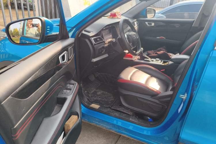 Used Cowin Xuanjie 2020 1.5L CVT Zhaо Driver Seat