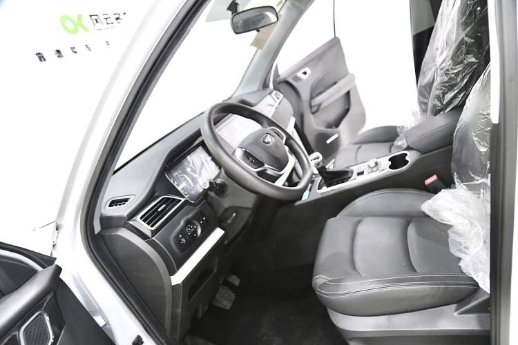 Used Cowin Xuanjie 2021 1.5L CVT Star Edition Interior 3