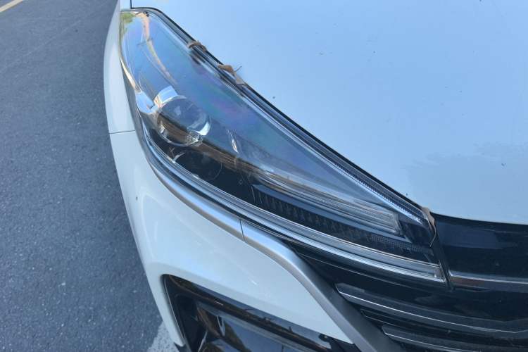 Used Cowin Xuanjie 2024 1.5L CVT Luxury Edition Right Front Headlight