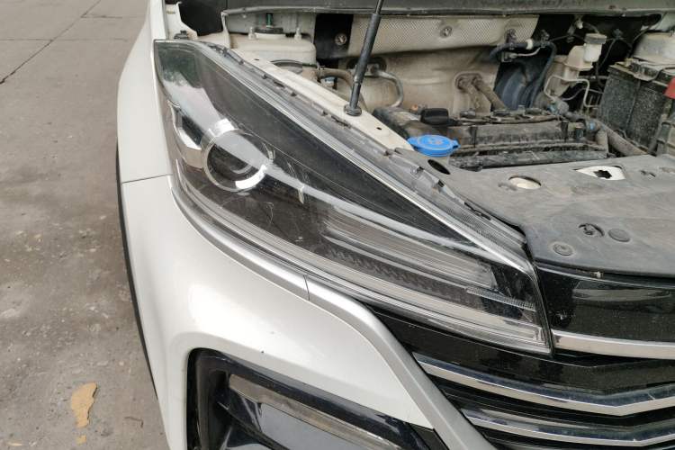 Used Cowin Xuanjie 2020 Revised Version 1.5L Manual - Yue Right Front Headlight