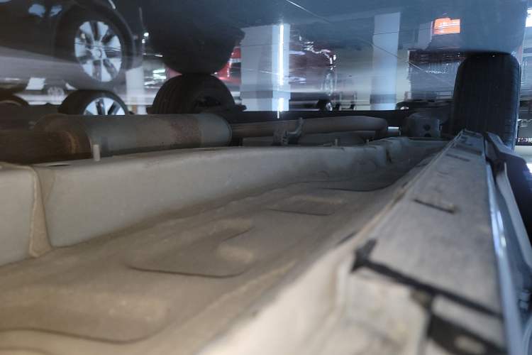 Used Cowin Xuanjie 2021 1.5L CVT Enjoyment Edition Right Side Sill