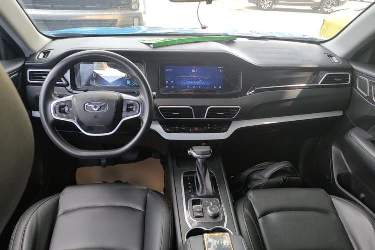 Used Cowin Xuanjie 2020 1.5L CVT Fun Center Console