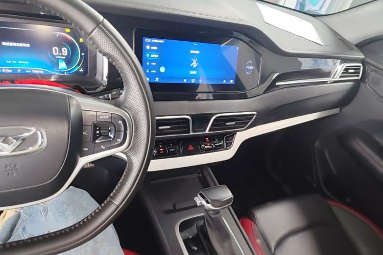 Used Cowin Xuanjie 2020 Updated 1.5L CVT Zhaо Center Console