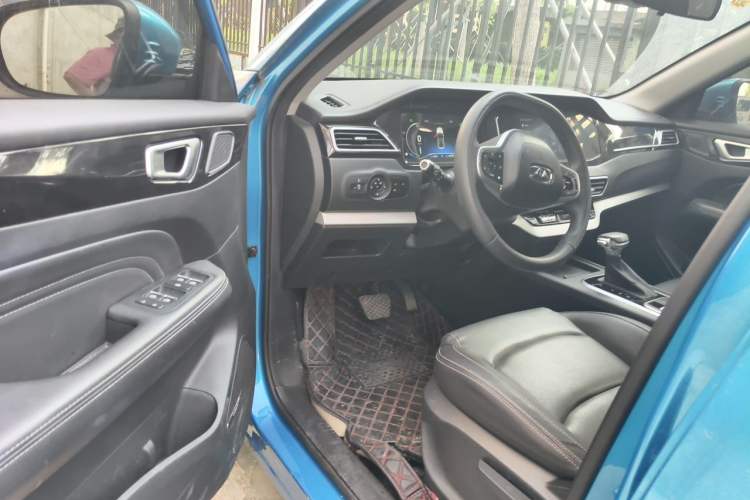 Used Cowin Xuanjie 2020 Updated 1.5L CVT Zhaо Driver Seat
