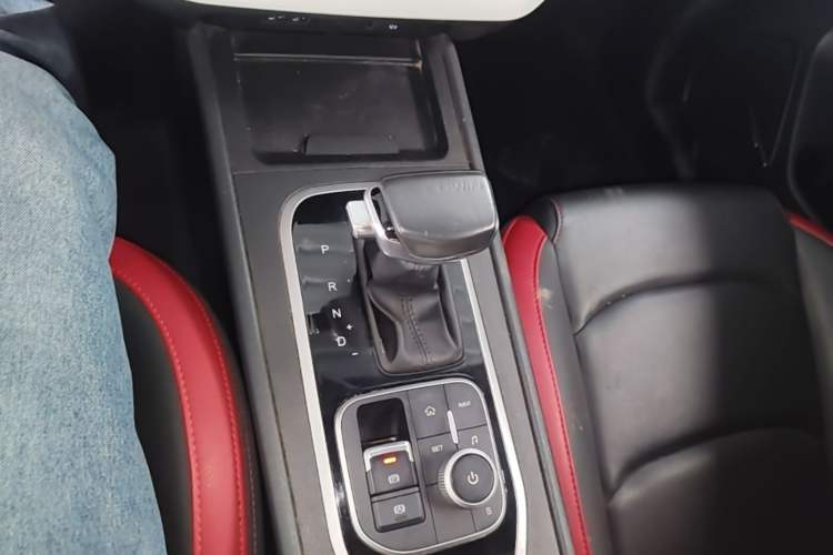 Used Cowin Xuanjie 2020 Updated 1.5L CVT Zhaо Gear Lever