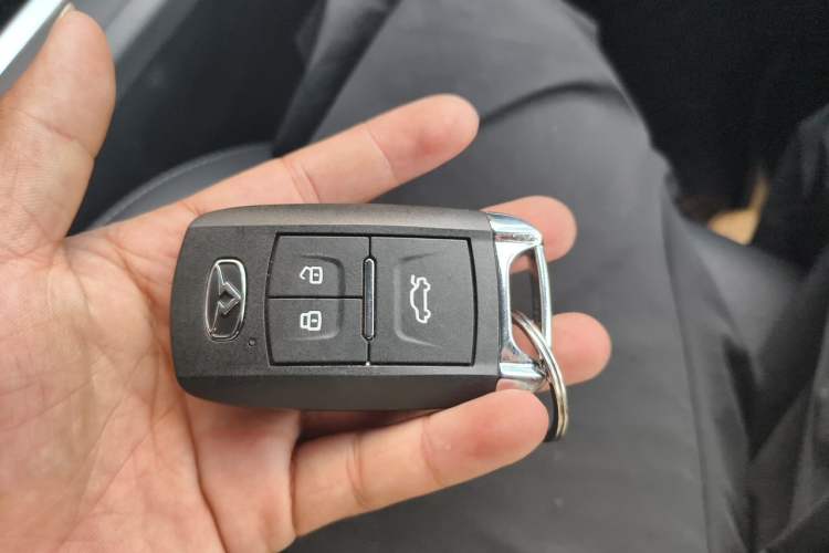 Used Cowin Xuanjie 2020 Updated 1.5L CVT Zhaо Vehicle Key