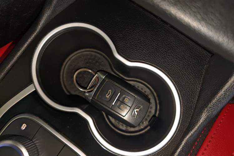Used Cowin Xuanjie 2020 Revised Version 1.5L CVT Fun Vehicle Key