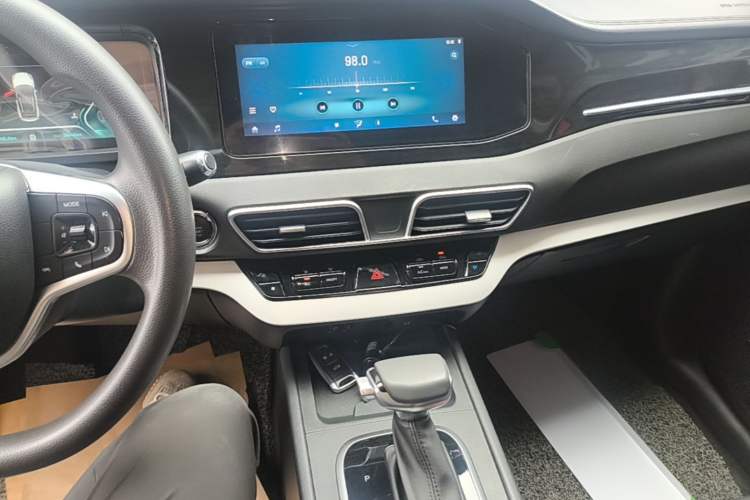 Used Cowin Xuanjie 2020 1.5L CVT Fun Audio And AC Panel