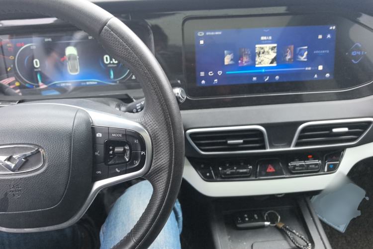 Used Cowin Xuanjie 2020 1.5L Manual Xuan Center Console