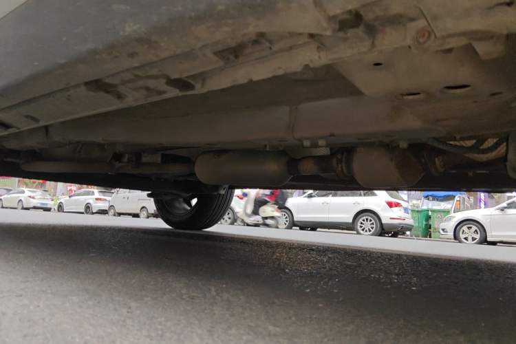 Used Cowin Xuanjie 2020 Updated 1.5L CVT Zhaо Chassis Front Right