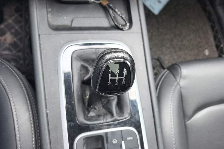 Used Cowin Xuanjie 2020 1.5L Manual Xuan Gear Lever