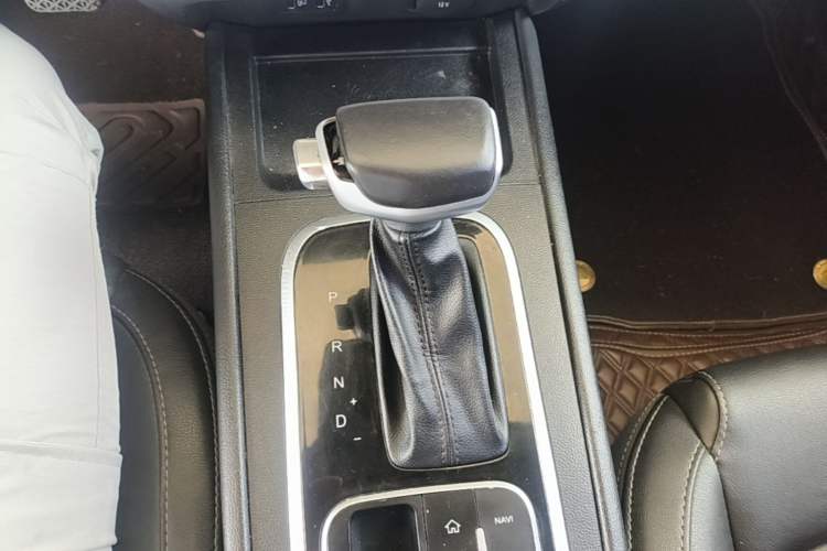 Used Cowin Xuanjie 2020 1.5L CVT Zhaо Gear Lever
