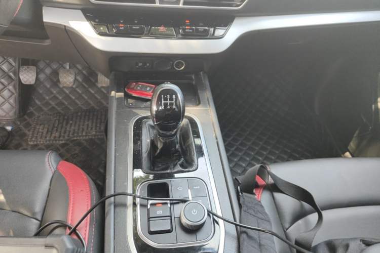 Used Cowin Xuanjie 2020 1.5L Manual Trendy Gear Lever
