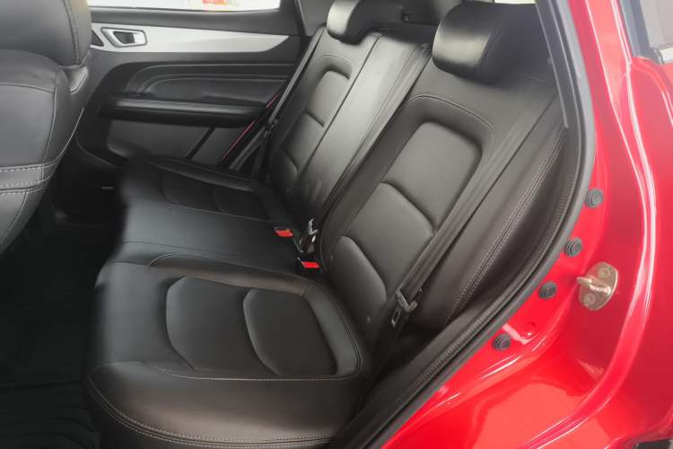 Used Cowin Xuanjie 2020 Revised Version 1.5L Manual – Xuan Left Rear Seat
