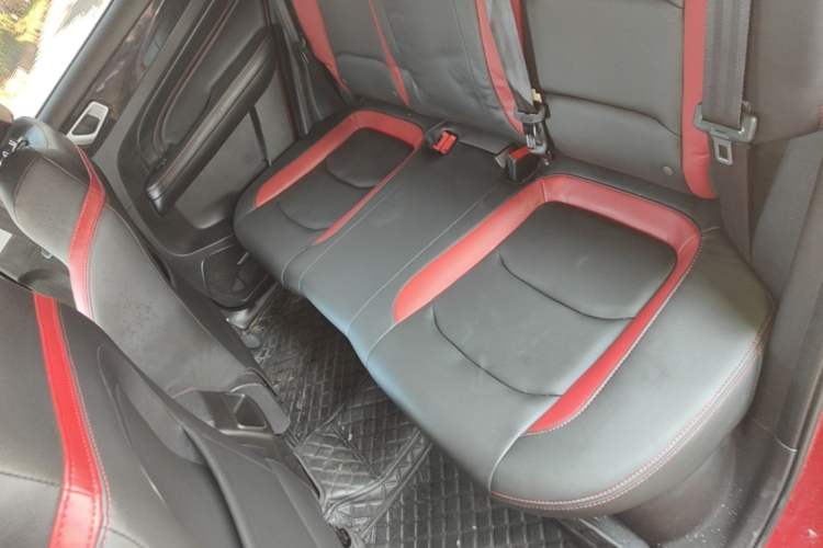 Used Cowin Xuanjie 2020 1.5L Manual Trendy Left Rear Seat
