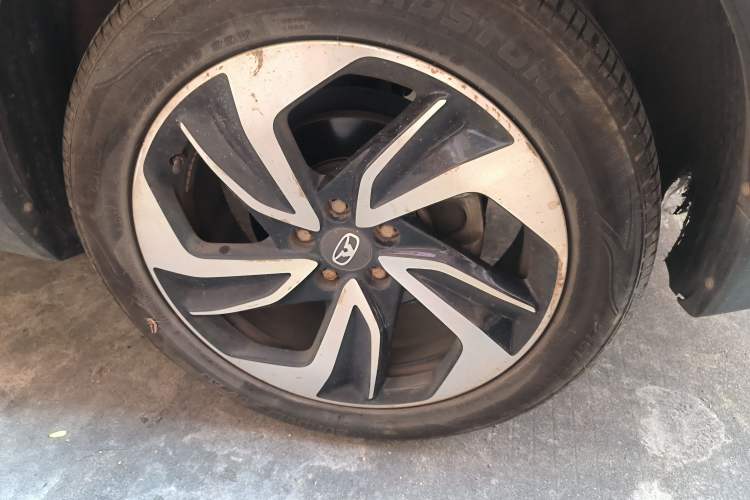 Used Cowin Xuanjie 2020 1.5L CVT Zhaо Right Front Wheel Hub