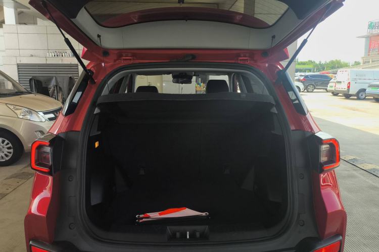 Used Cowin Xuanjie 2020 Revised Version 1.5L Manual – Xuan Trunk