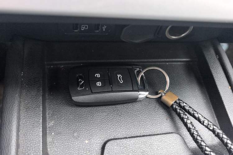 Used Cowin Xuanjie 2020 1.5L Manual Xuan Vehicle Key