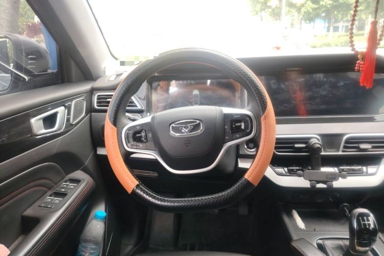 Used Cowin Xuanjie 2020 Revised Version 1.5L Manual Style Steering Wheel