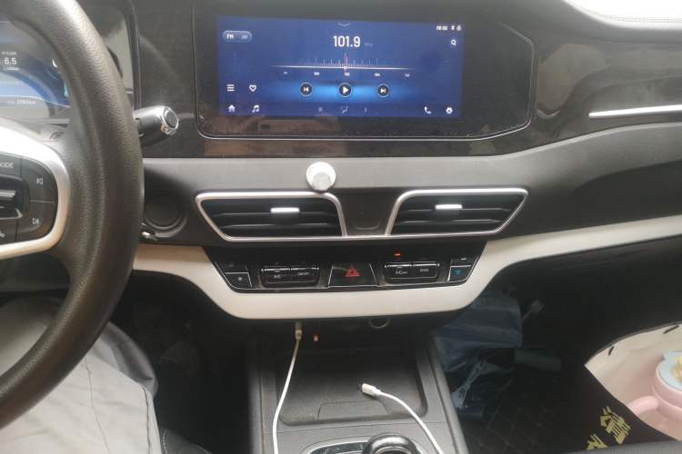 Used Cowin Xuanjie 2020 Revised Version 1.5L Manual - Yue Audio And AC Panel