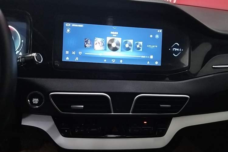 Used Cowin Xuanjie 2020 1.5L CVT Zhaо Audio And AC Panel