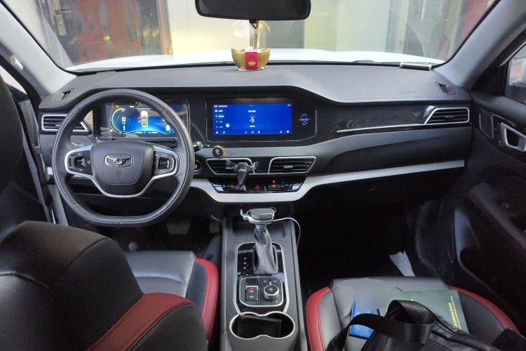 Used Cowin Xuanjie 2020 Updated 1.5L CVT Zhaо Center Console