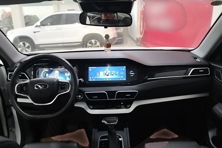 Used Cowin Xuanjie 2020 1.5L CVT Zhaо Center Console