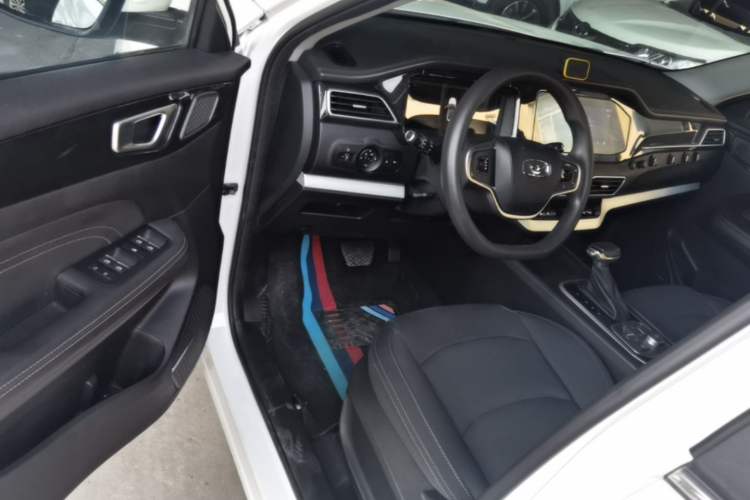 Used Cowin Xuanjie 2020 1.5L CVT Le Driver Seat