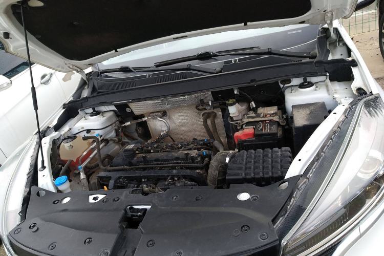 Used Cowin Xuanjie 2020 Revised Version 1.5L Manual - Yue Engine Bay