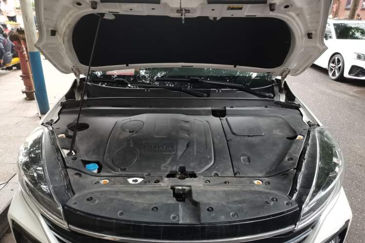 Used Cowin Xuanjie 2020 1.5L CVT Zhaо Engine Bay