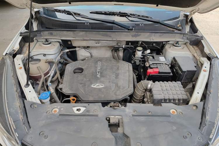 Used Cowin Xuanjie 2020 Revised Version 1.5L Manual - Yue Engine Bay