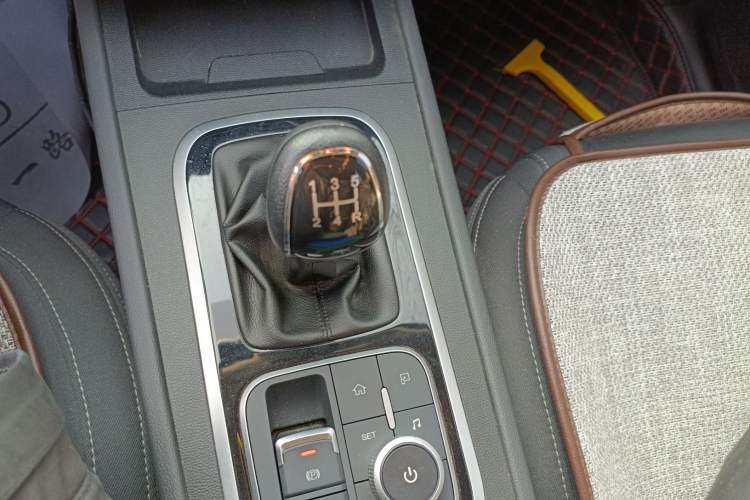 Used Cowin Xuanjie 2020 Revised Version 1.5L Manual - Yue Gear Lever