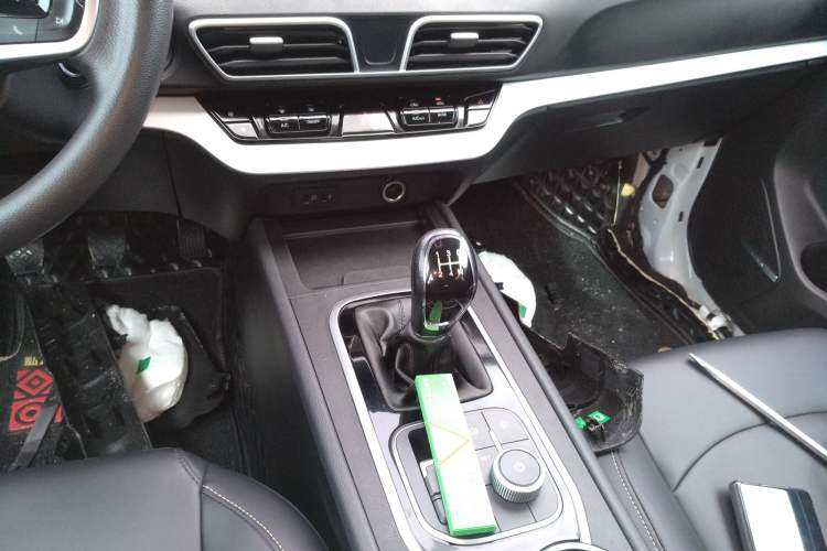 Used Cowin Xuanjie 2020 Revised Version 1.5L Manual - Yue Gear Lever