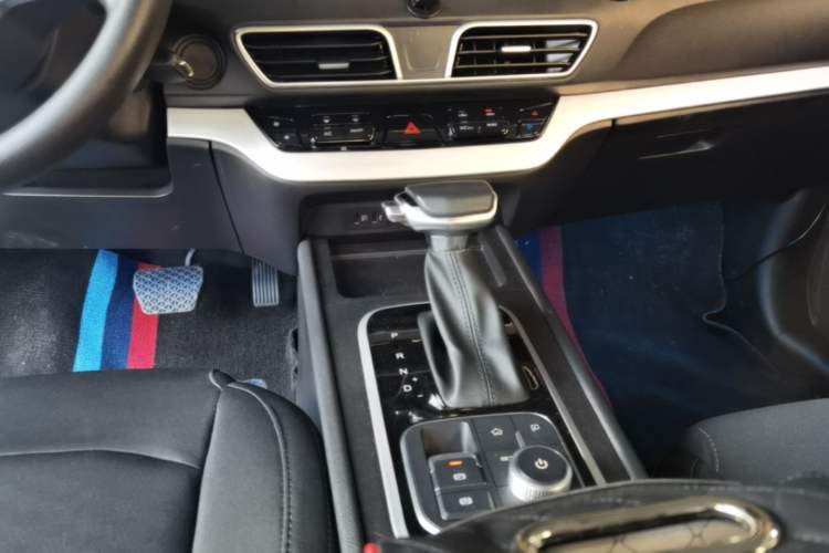 Used Cowin Xuanjie 2020 1.5L CVT Le Gear Lever