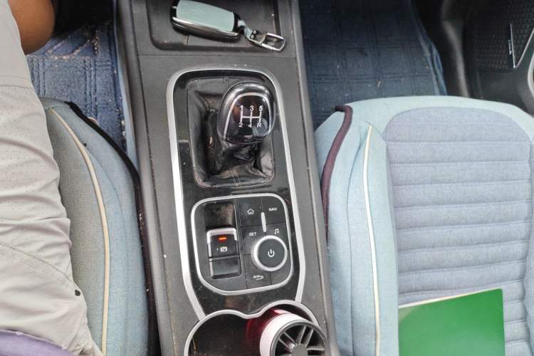 Used Cowin Xuanjie 2020 1.5L Manual Xuan Gear Lever