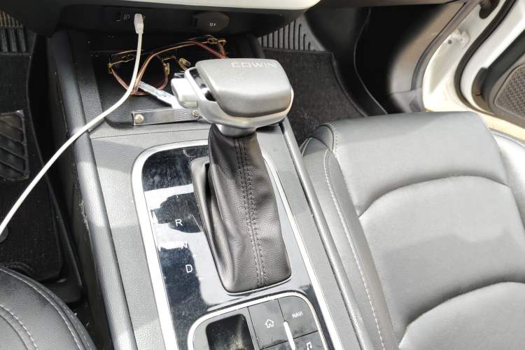 Used Cowin Xuanjie 2020 1.5L CVT Zhaо Gear Lever