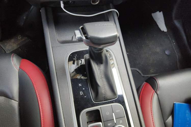 Used Cowin Xuanjie 2020 Updated 1.5L CVT Zhaо Gear Lever