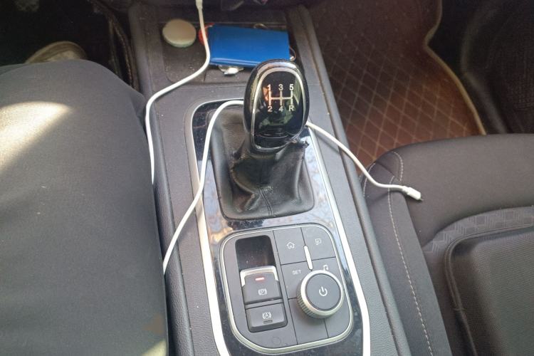 Used Cowin Xuanjie 2020 Revised Version 1.5L Manual - Yue Gear Lever