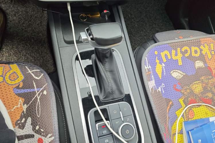 Used Cowin Xuanjie 2020 1.5L CVT Le Gear Lever