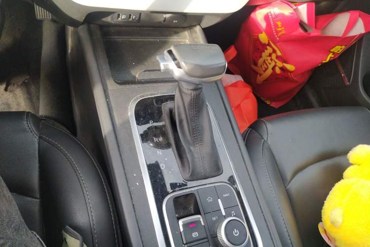 Used Cowin Xuanjie 2020 1.5L CVT Zhaо Gear Lever