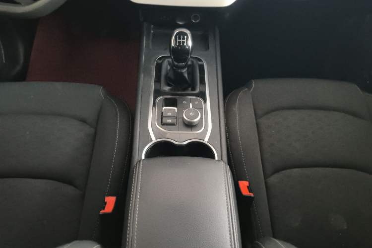 Used Cowin Xuanjie 2020 1.5L Manual Enjoy Interior 5