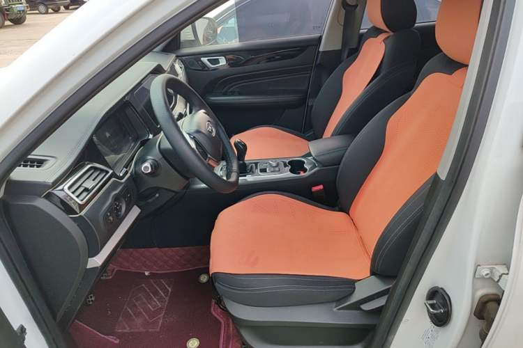 Used Cowin Xuanjie 2020 Revised Version 1.5L Manual - Yue Left Front Seat