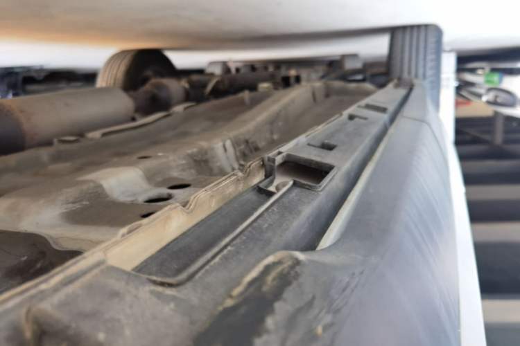 Used Cowin Xuanjie 2020 1.5L CVT Le Left Side Sill