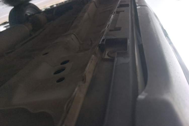 Used Cowin Xuanjie 2020 1.5L CVT Zhaо Left Side Sill