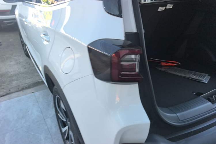 Used Cowin Xuanjie 2020 1.5L CVT Zhaо Rear Left 45 Deg