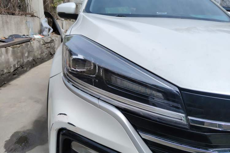Used Cowin Xuanjie 2020 1.5L CVT Zhaо Right Front Headlight