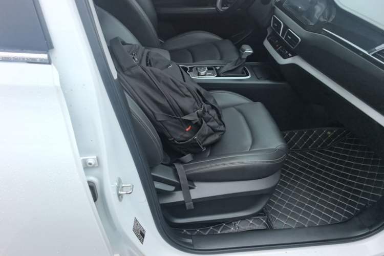 Used Cowin Xuanjie 2020 1.5L CVT Zhaо Right Front Seat